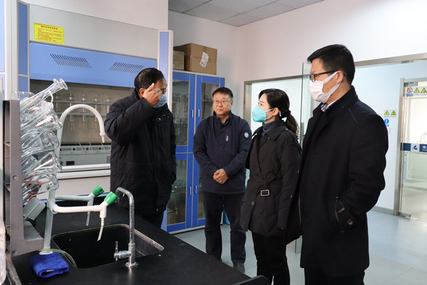 市政府國資委嚴珩帶隊到天歐公司開展春節前...